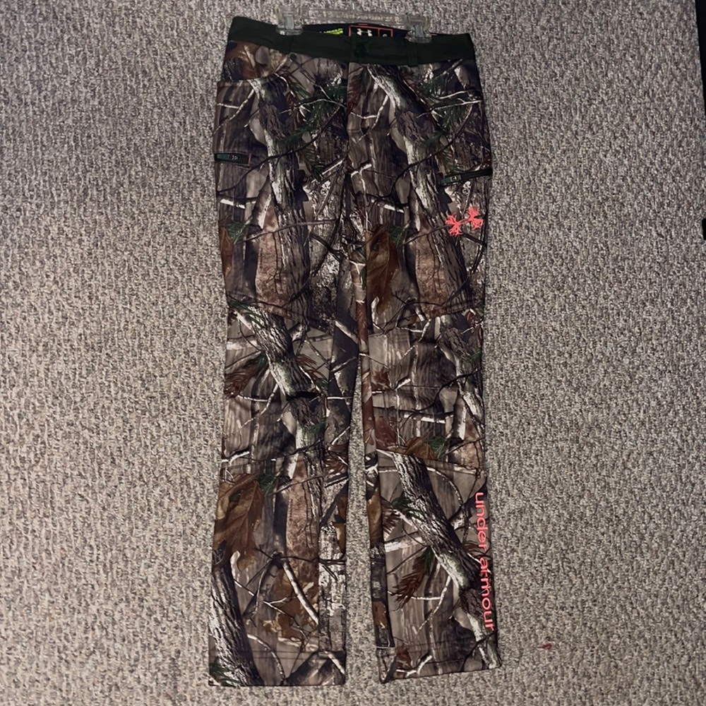 NWOT Under Armour Realtree Scent Control Insulated Hunting Pants